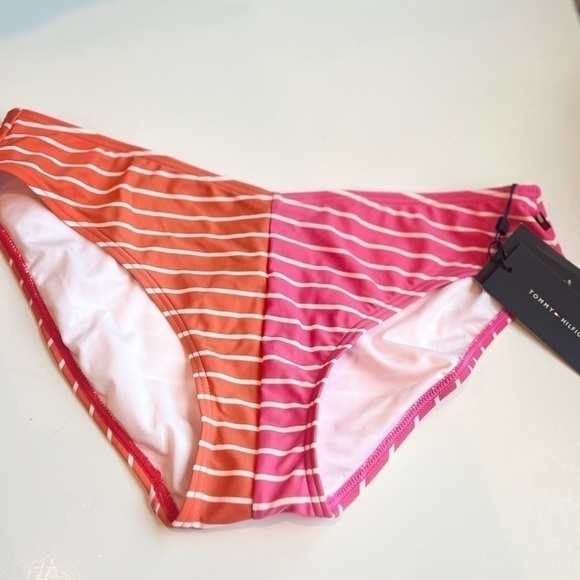 Tommy Hilfiger V-Cut Bikini Bottoms -
Sail Away Stripe Dahlia / Soft White, New - Picture 12 of 13
